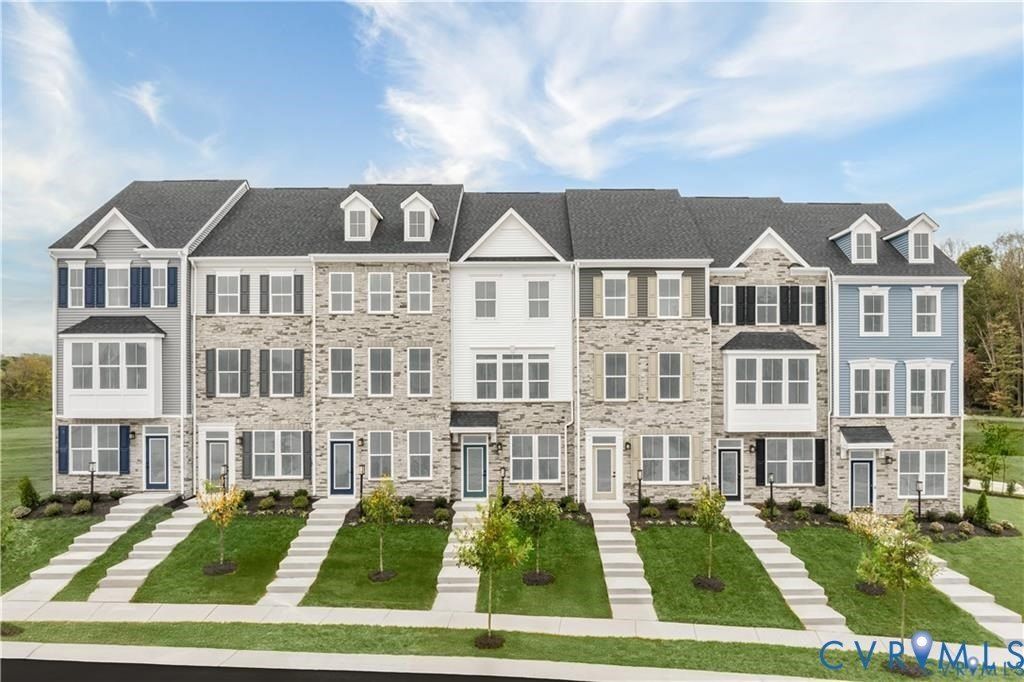 12807  Red Clover Way. Midlothian, VA 23112