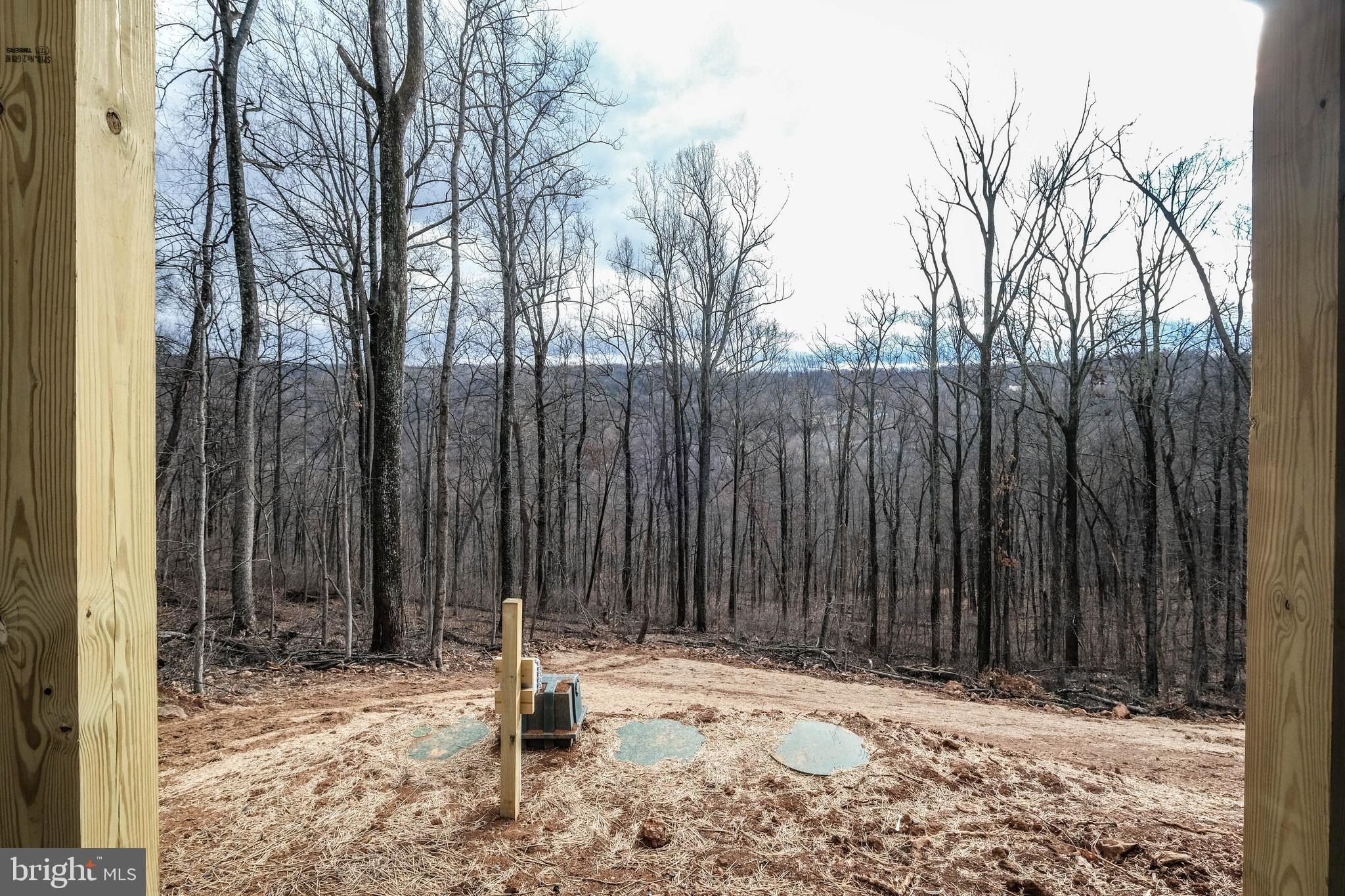 928 High Top Road. Linden, VA 22642