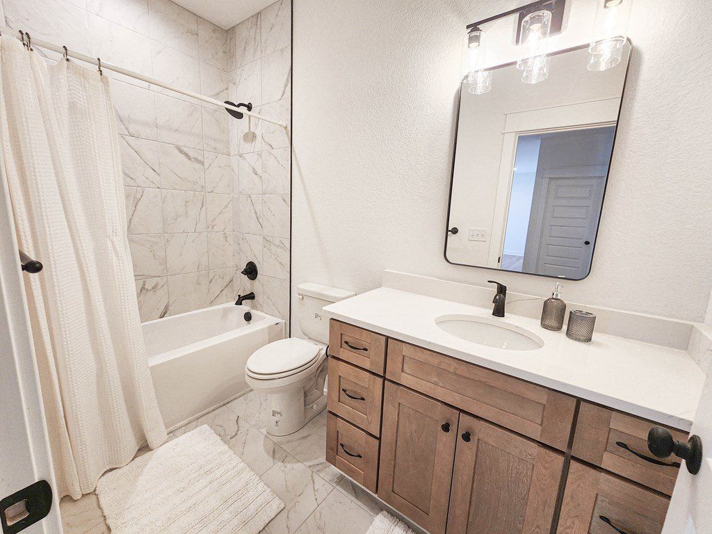 4442 Wilsonia Shores Dr. Machipongo, VA 23405