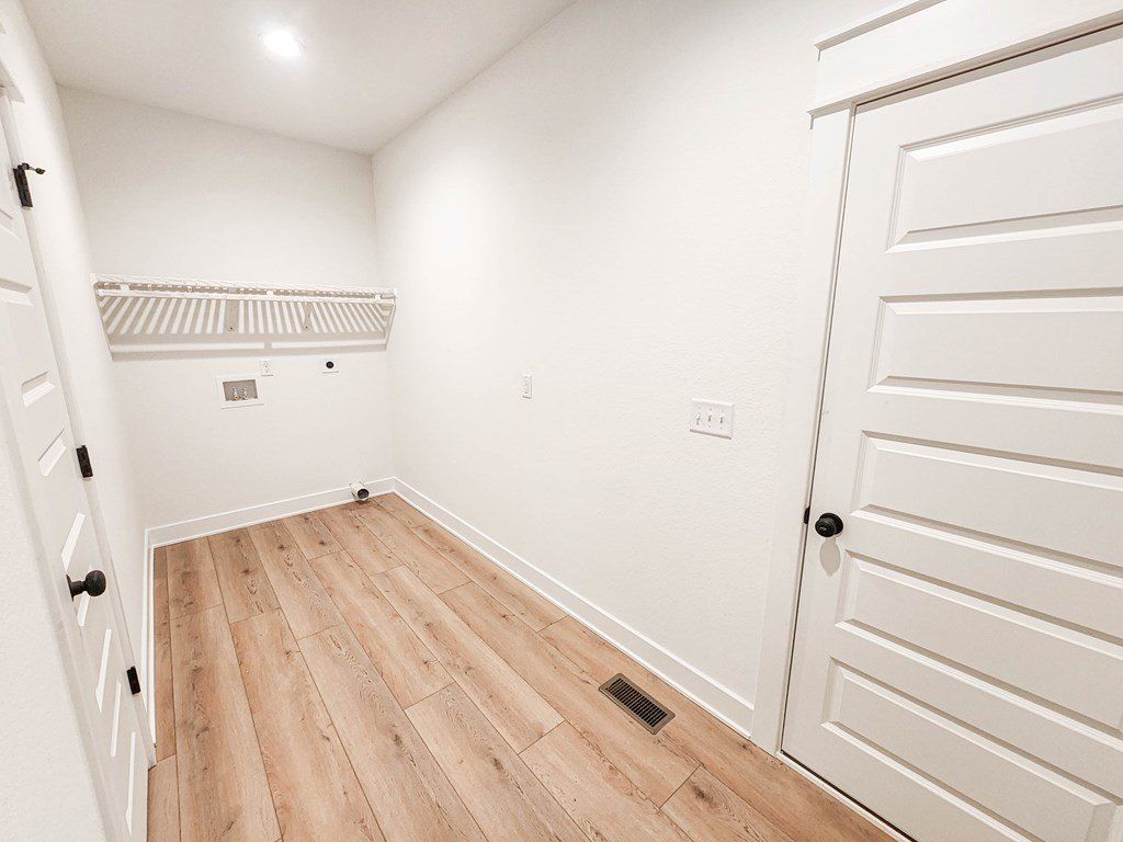 4442 Wilsonia Shores Dr. Machipongo, VA 23405