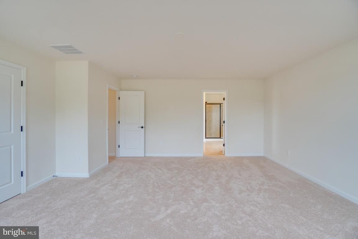 118 Woodmount Drive. Colonial Beach, VA 22443