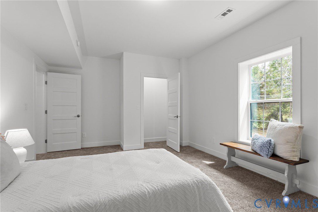 6206 Stubbs Cove Lane. Spotsylvania, VA 22551