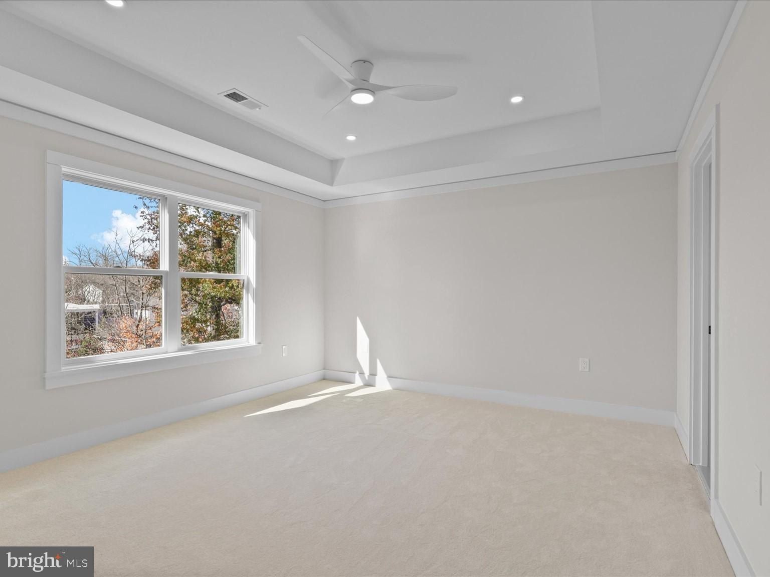 616 Gibson Circle Sw. Vienna, VA 22180