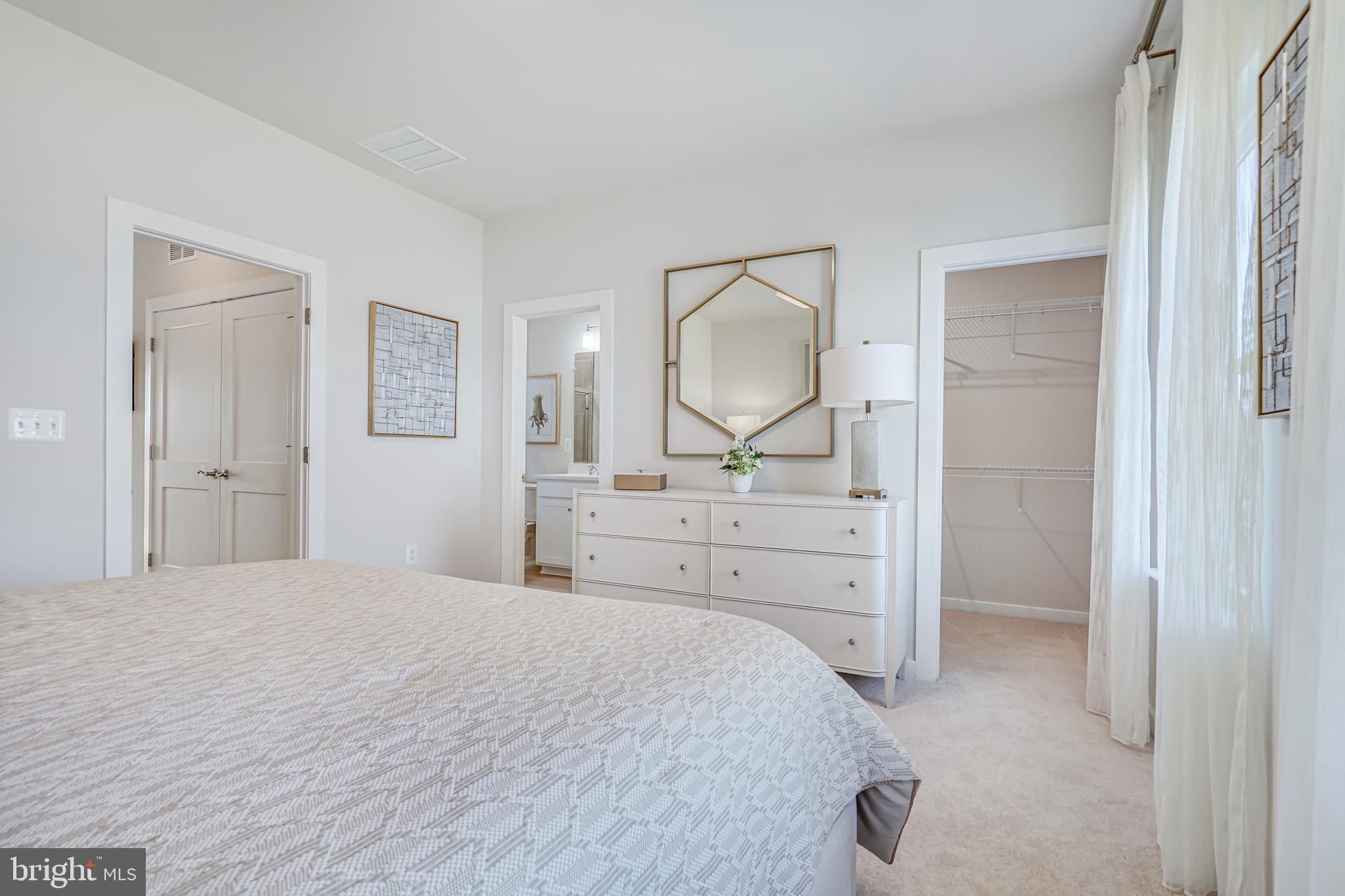 236 Chianti Terrace Se. Leesburg, VA 20175