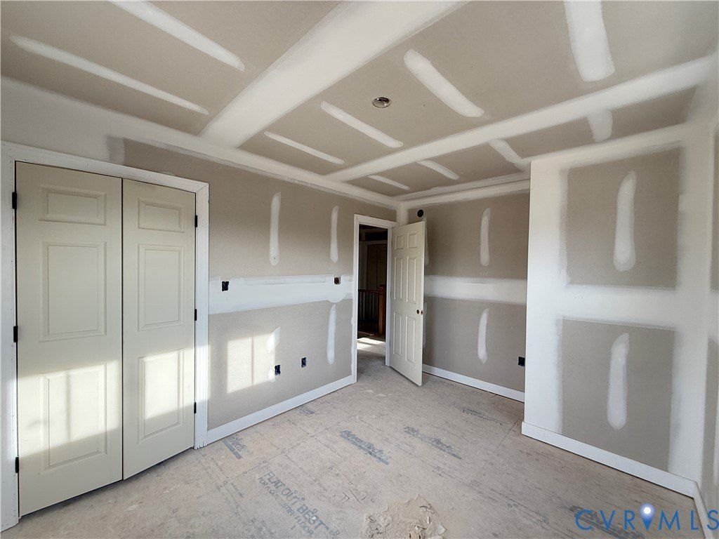 7957 Pennsylvania Avenue. West Point, VA 23181