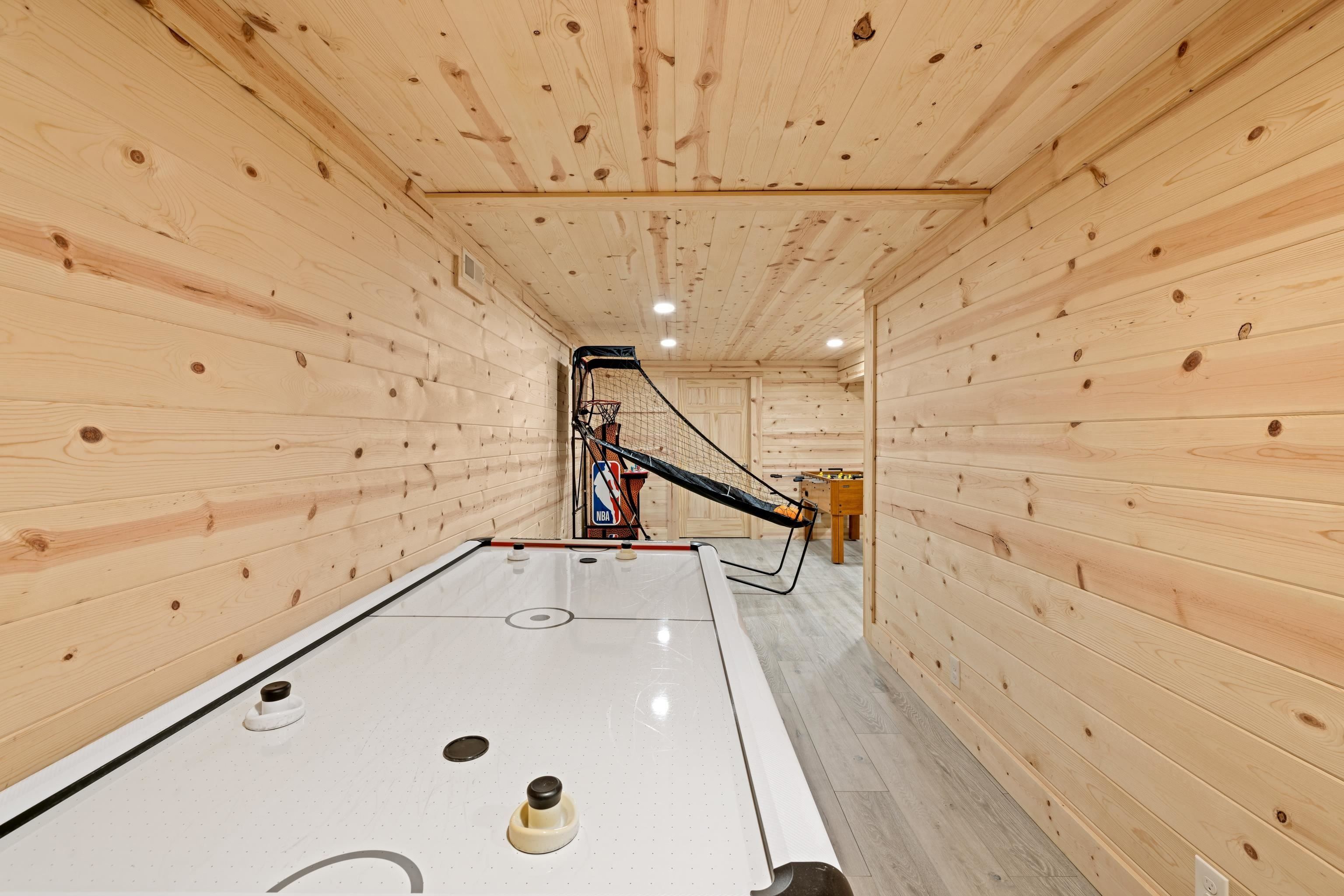 267 Grouse Dr. McGaheysville, VA 22840