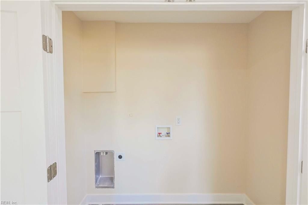 1020 Poquoson Avenue. Poquoson, VA 23662