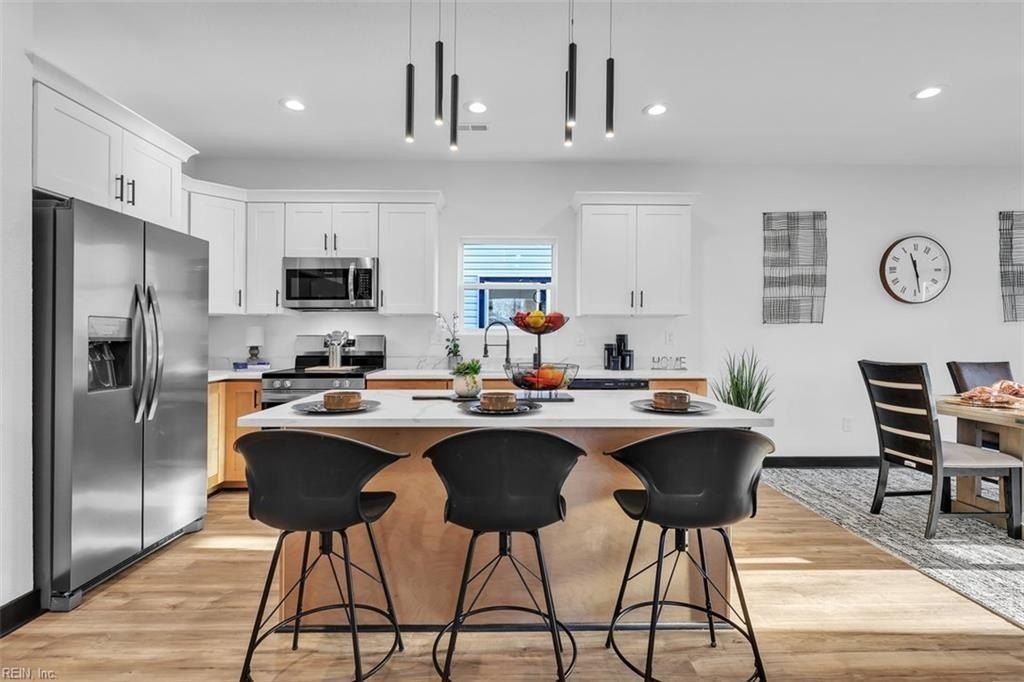 122 E Kelly Avenue. Hampton, VA 23663