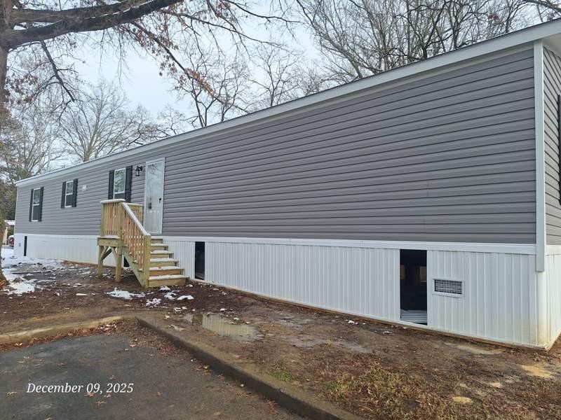 127 Burgess Street. Williamsburg, VA 23185