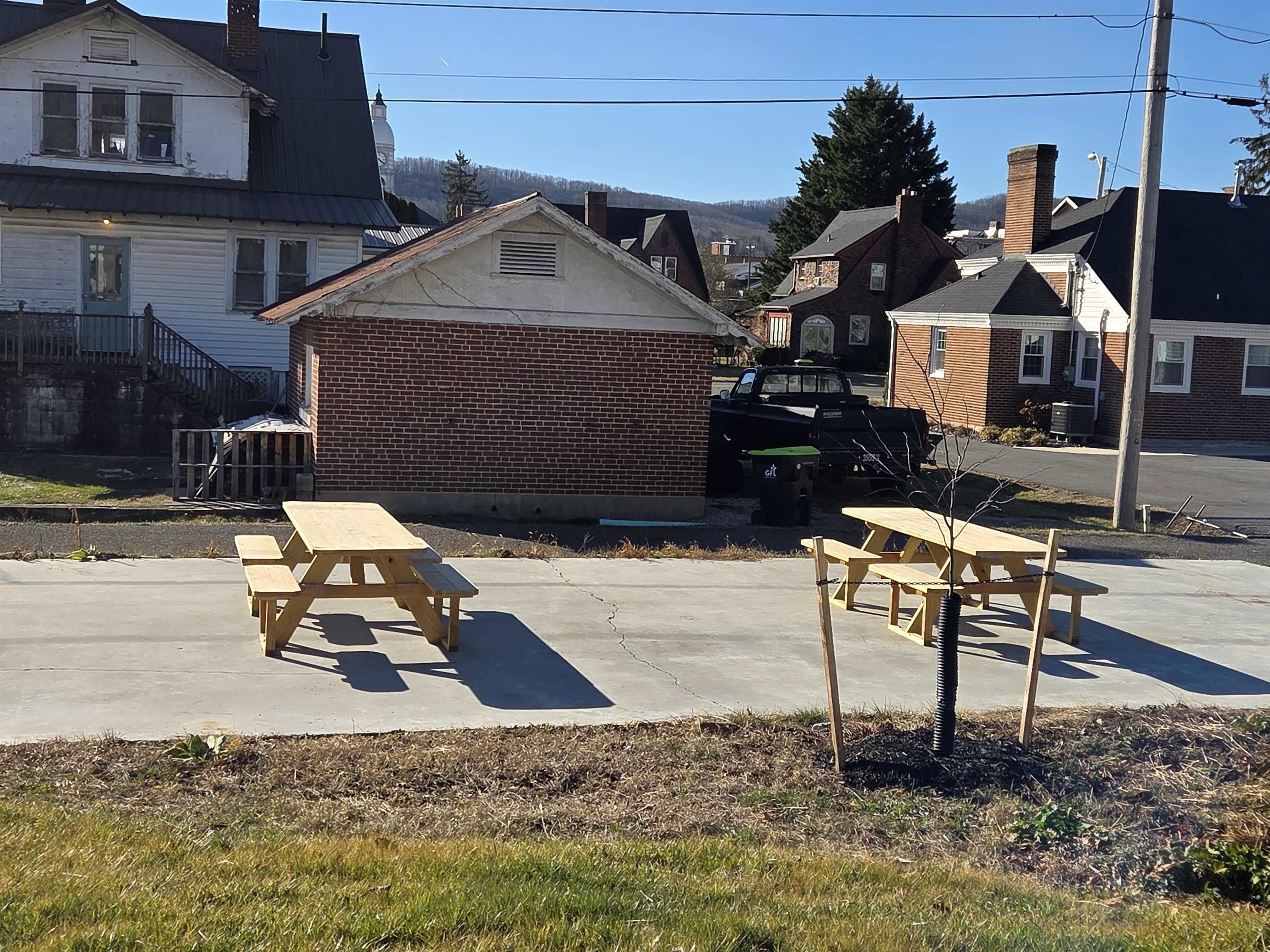 425 N Washington Avenue. Pulaski, VA 24301