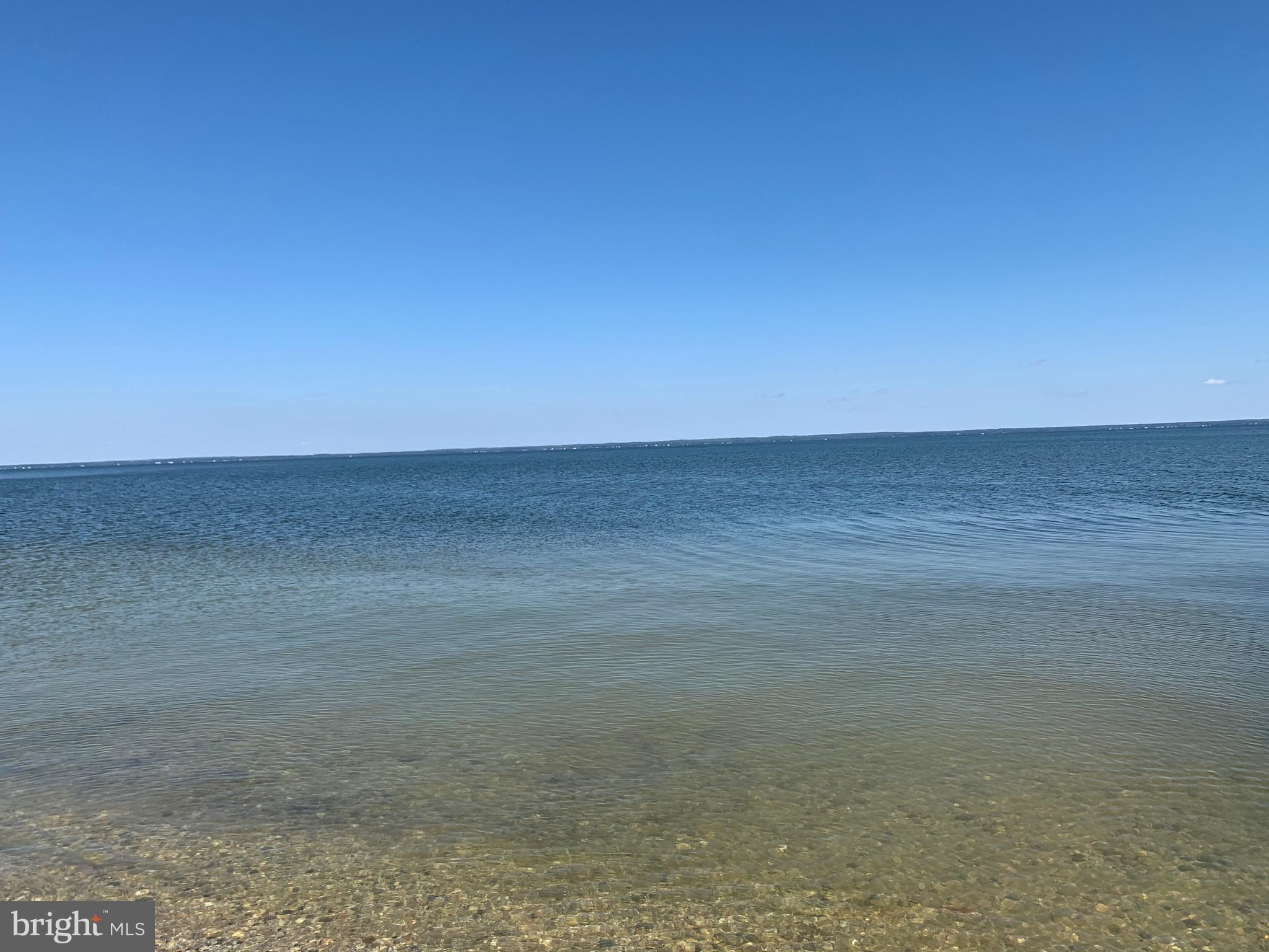 662 Glebe Harbor Drive. Montross, VA 22520