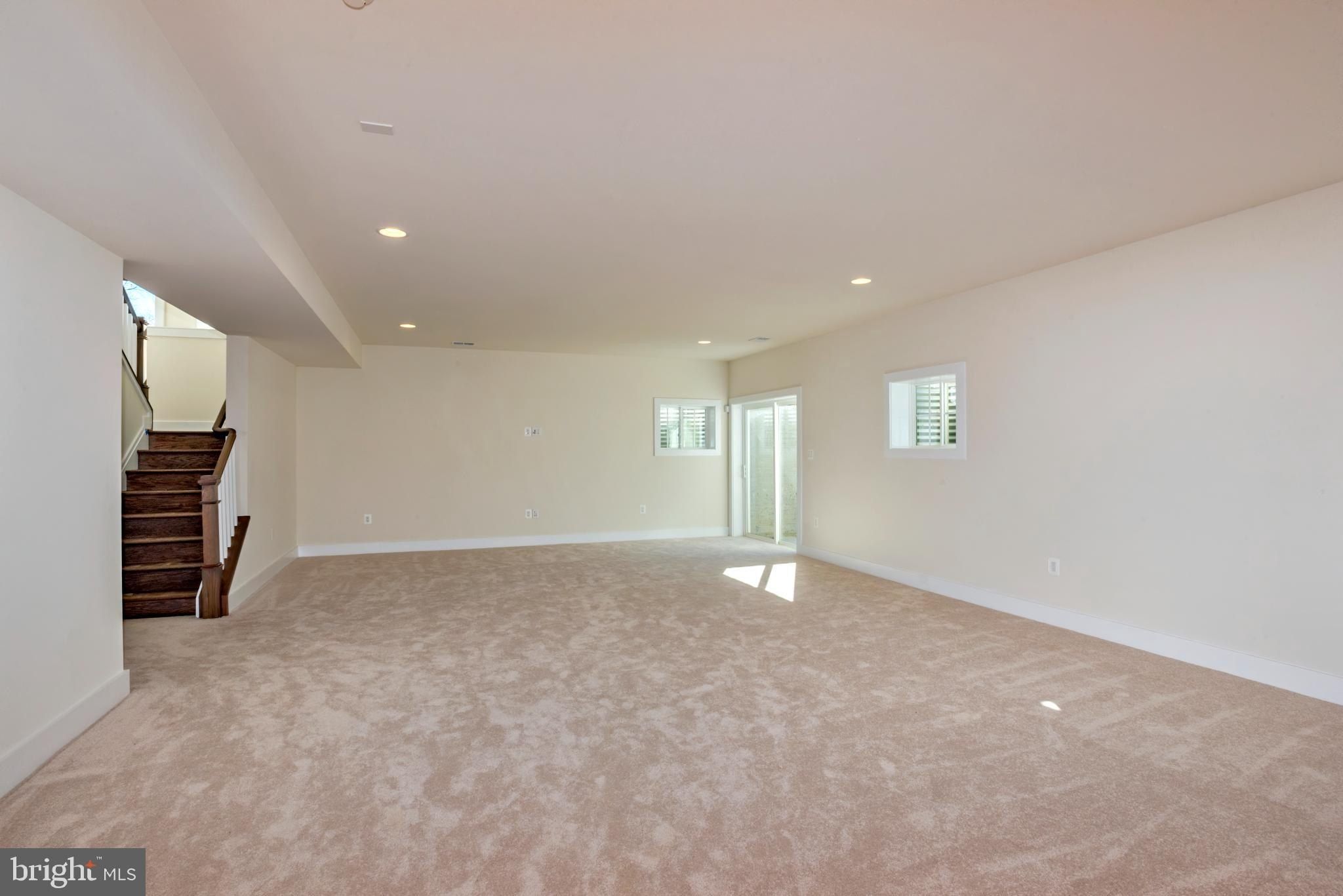 8753 Southern Oaks Place. Lorton, VA 22079