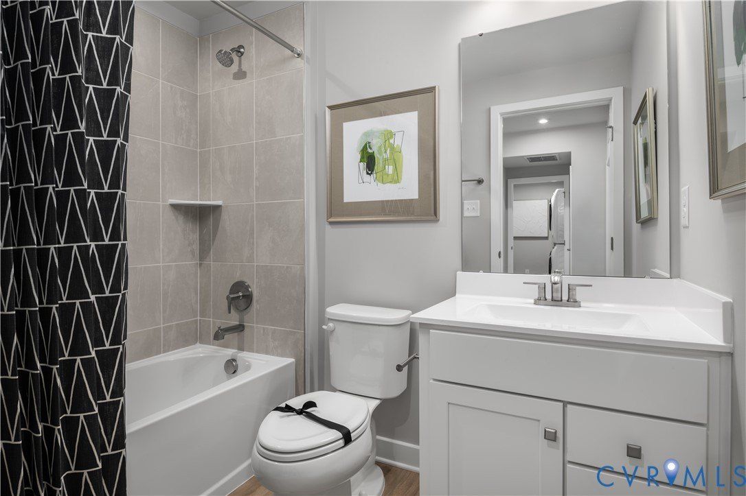 8026  Lake Laurel Ln UnitA. Glen Allen, VA 23060