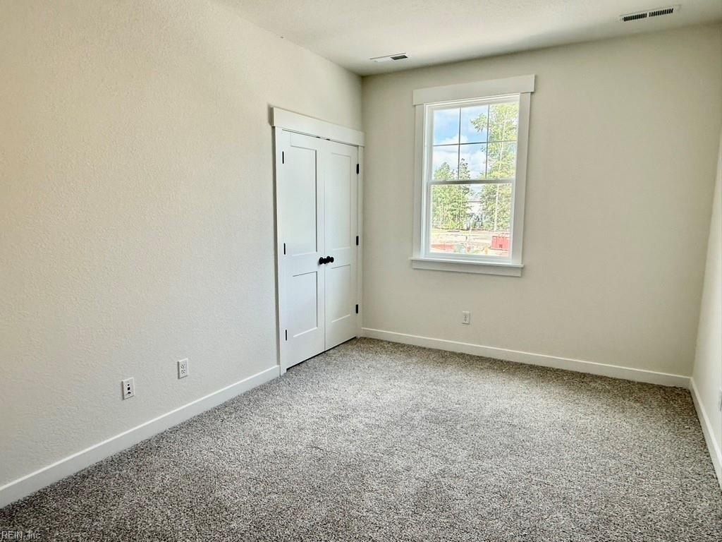 711 Flatrock Lane. Chesapeake, VA 23320