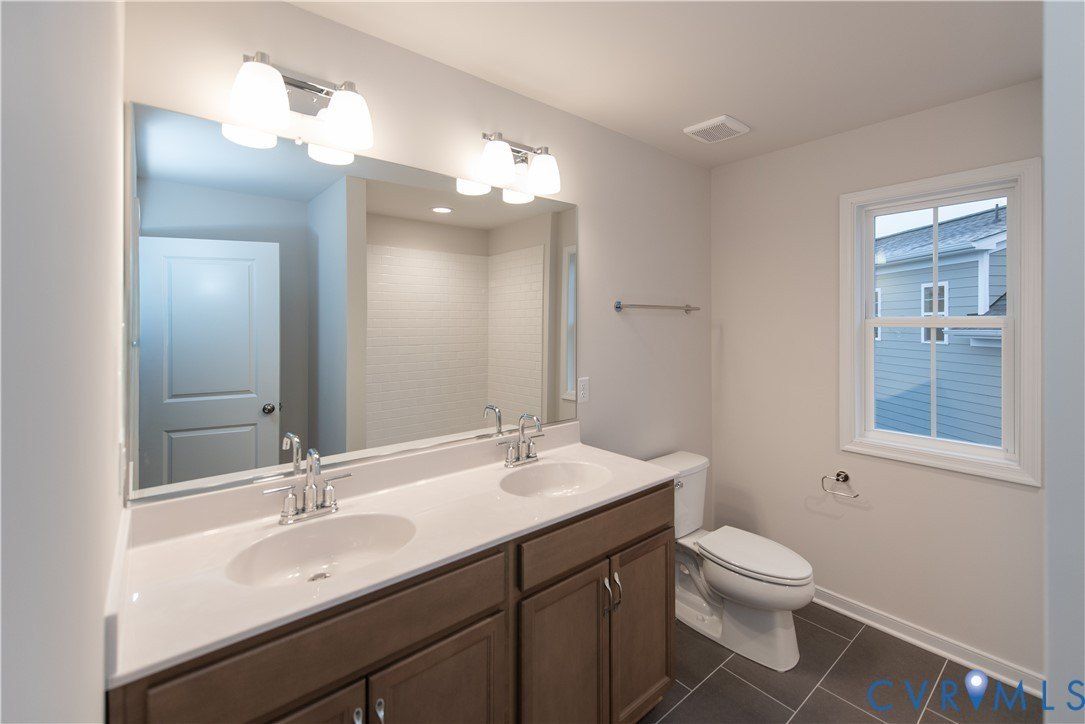 8435 Villetta Pointe Lane. Mechanicsville, VA 23116