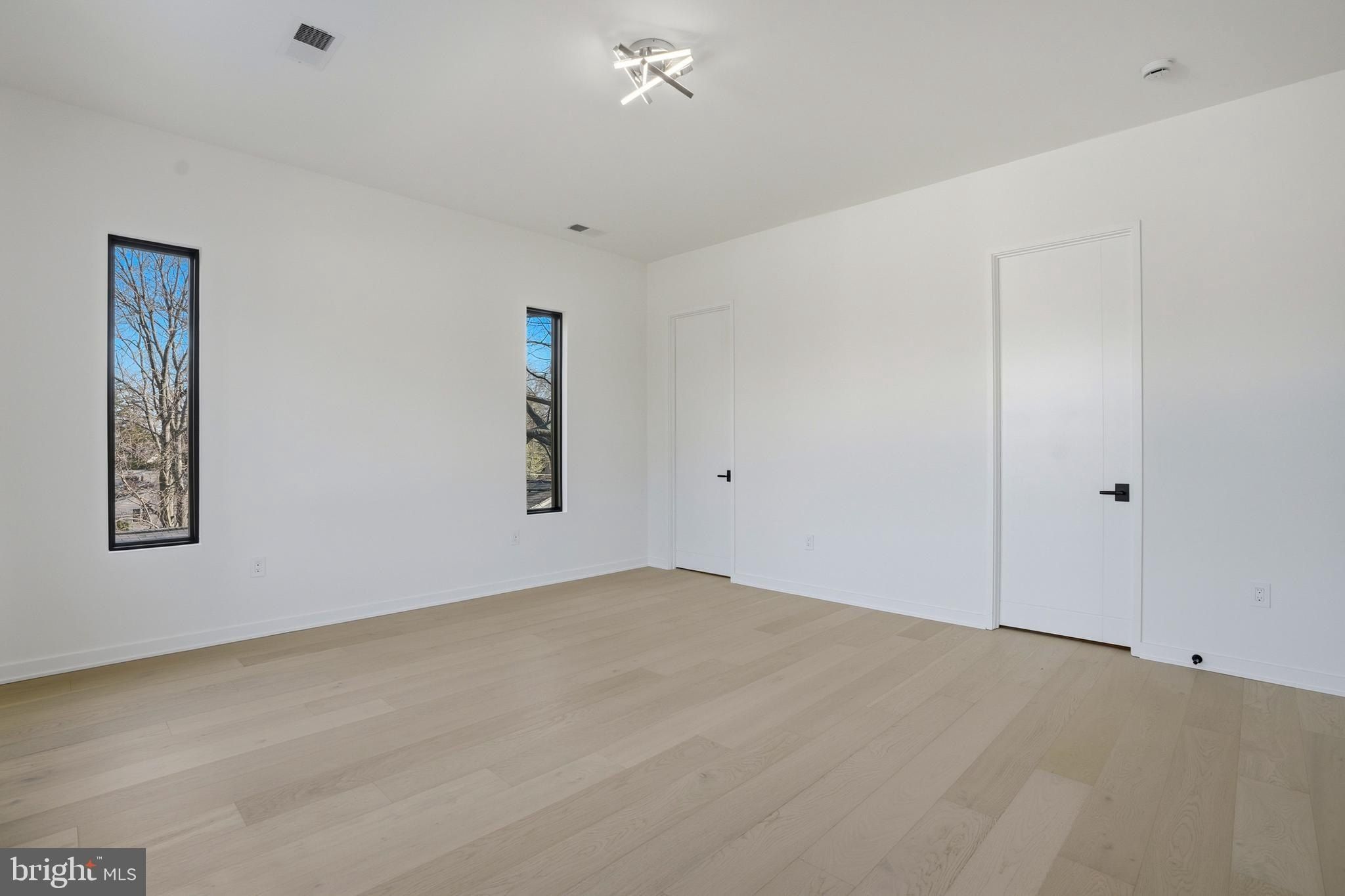 7103 Westbury Road. McLean, VA 22101