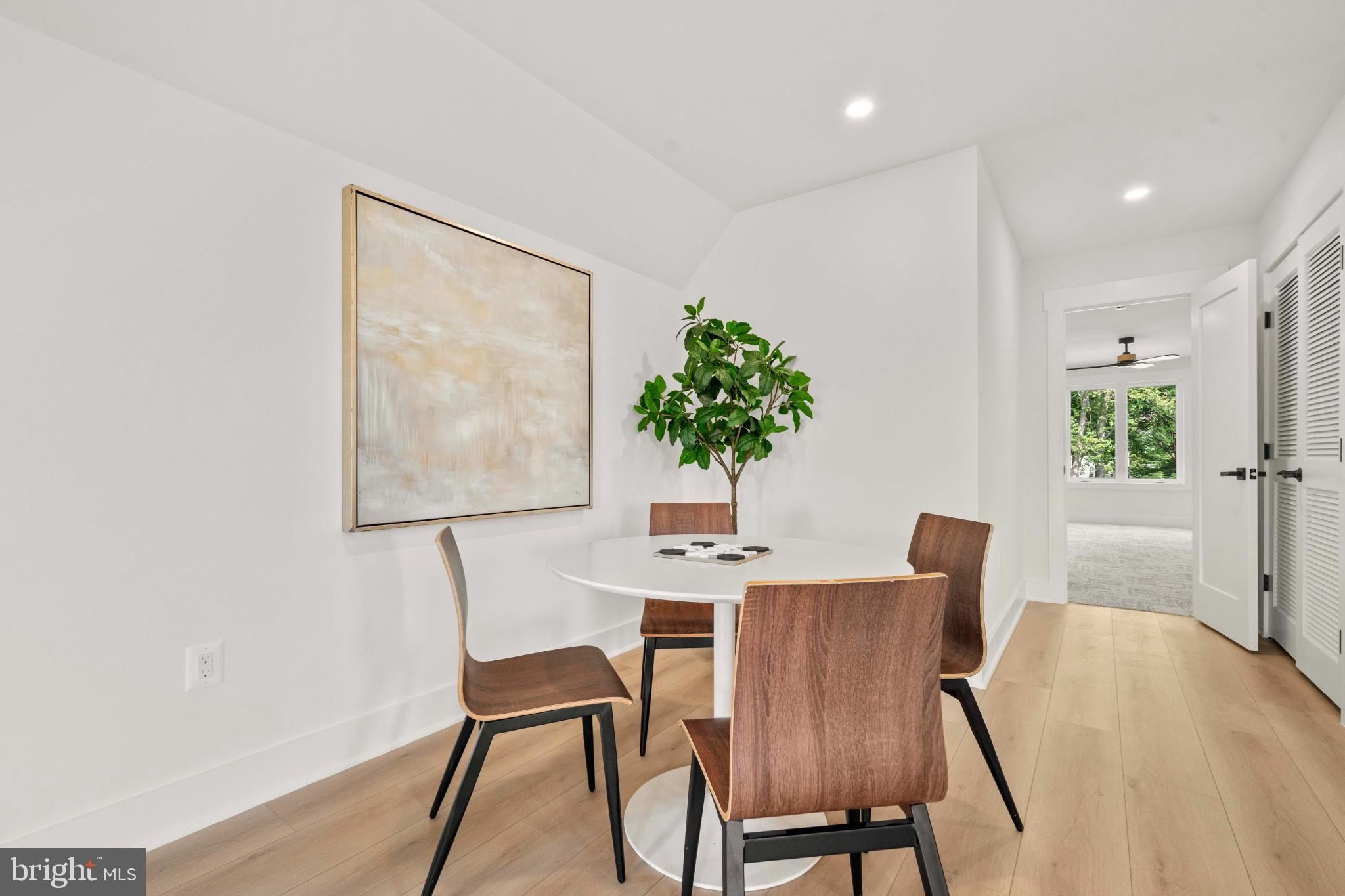 1905 N Taylor Street. Arlington, VA 22207