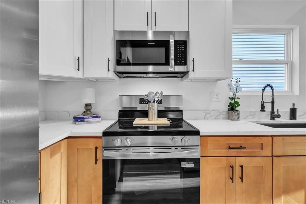 120 E Kelly Avenue. Hampton, VA 23663