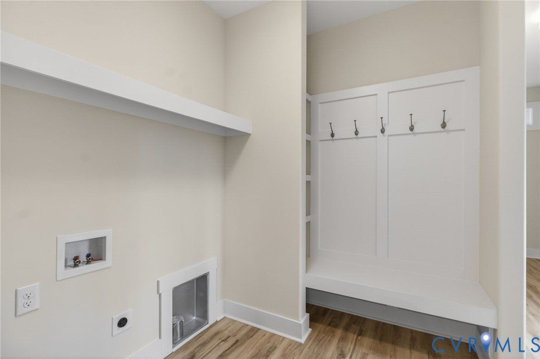 115 E Sunrise Drive. Warsaw, VA 22572