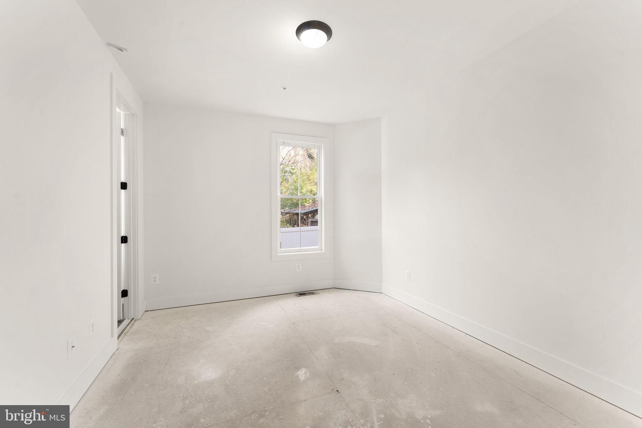 Pocket Place. Fairfax, VA 22030