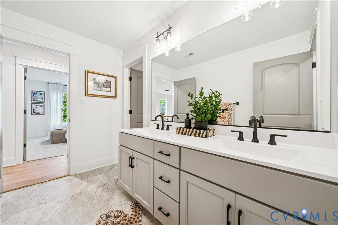 4878 Donner Court. Quinton, VA 23141