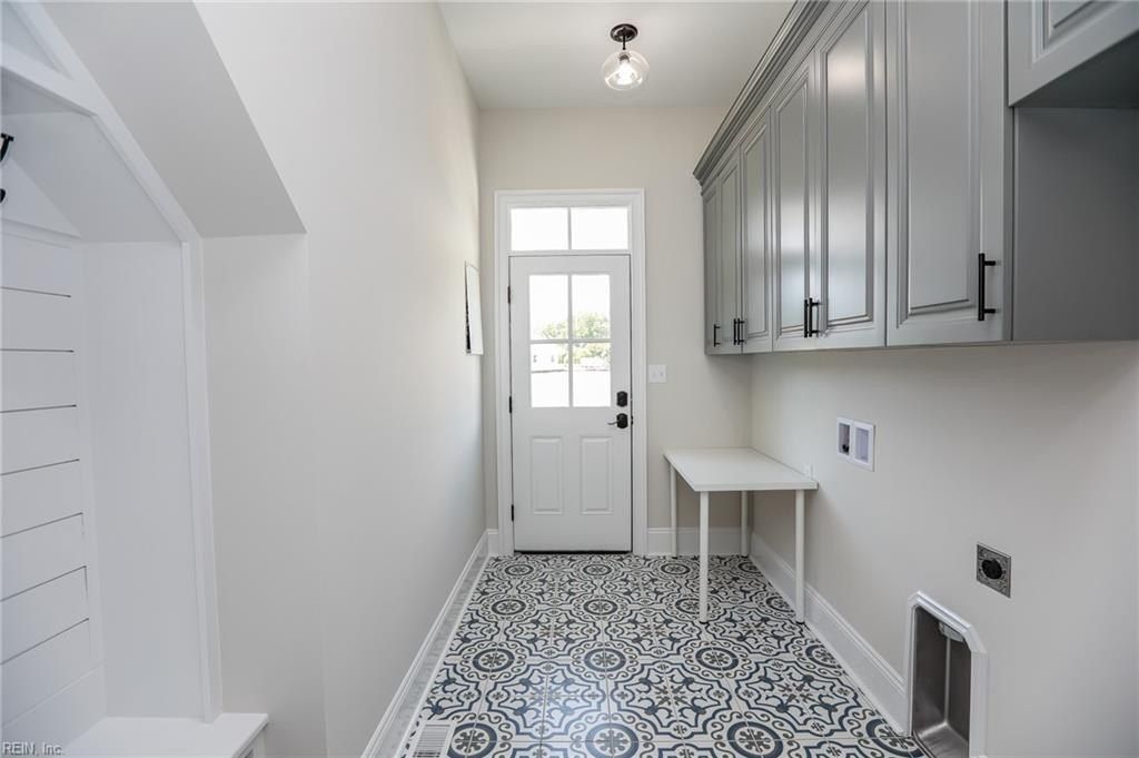 132 Breezy Point Drive. Yorktown, VA 23692