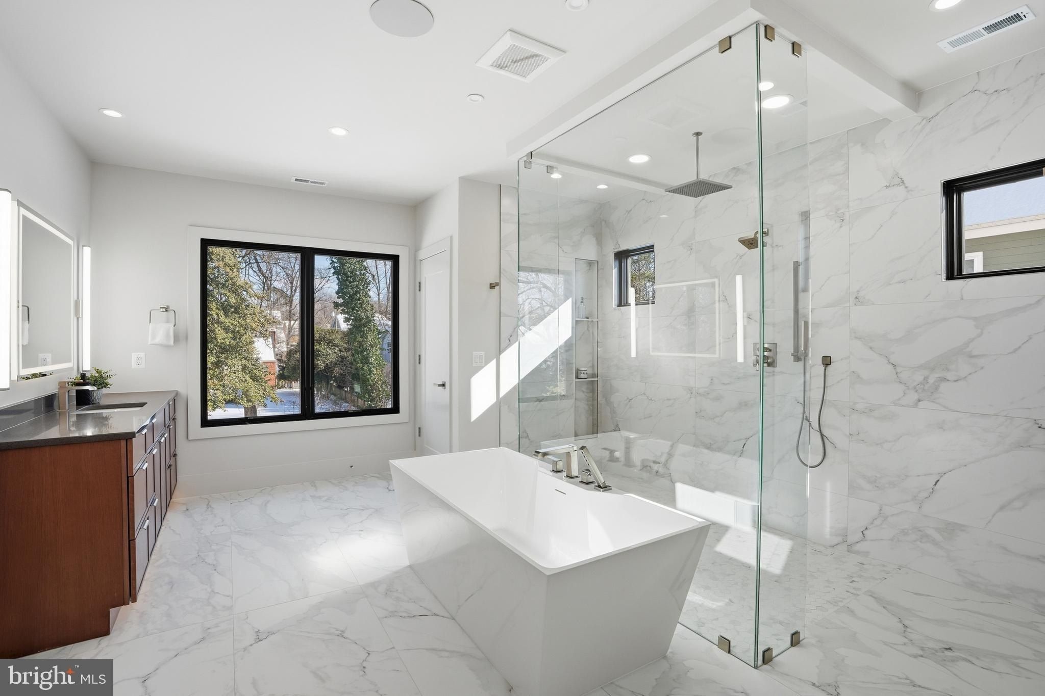 2107 Greenwich Street. Falls Church, VA 22043