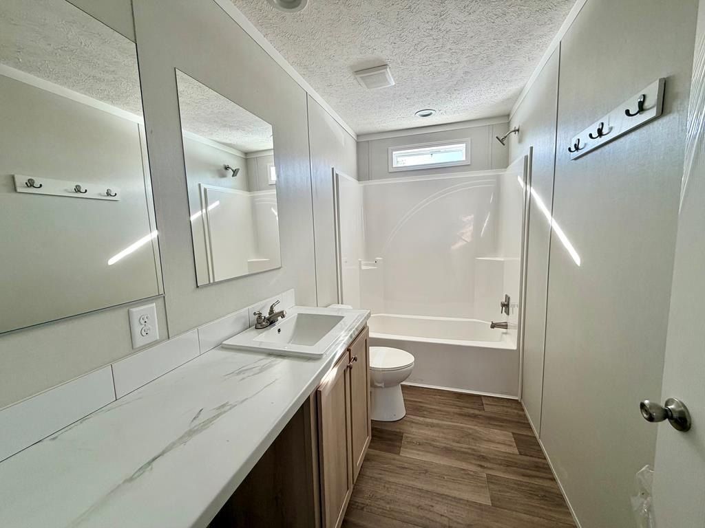 93 Deer Run Road. Callao, VA 22435