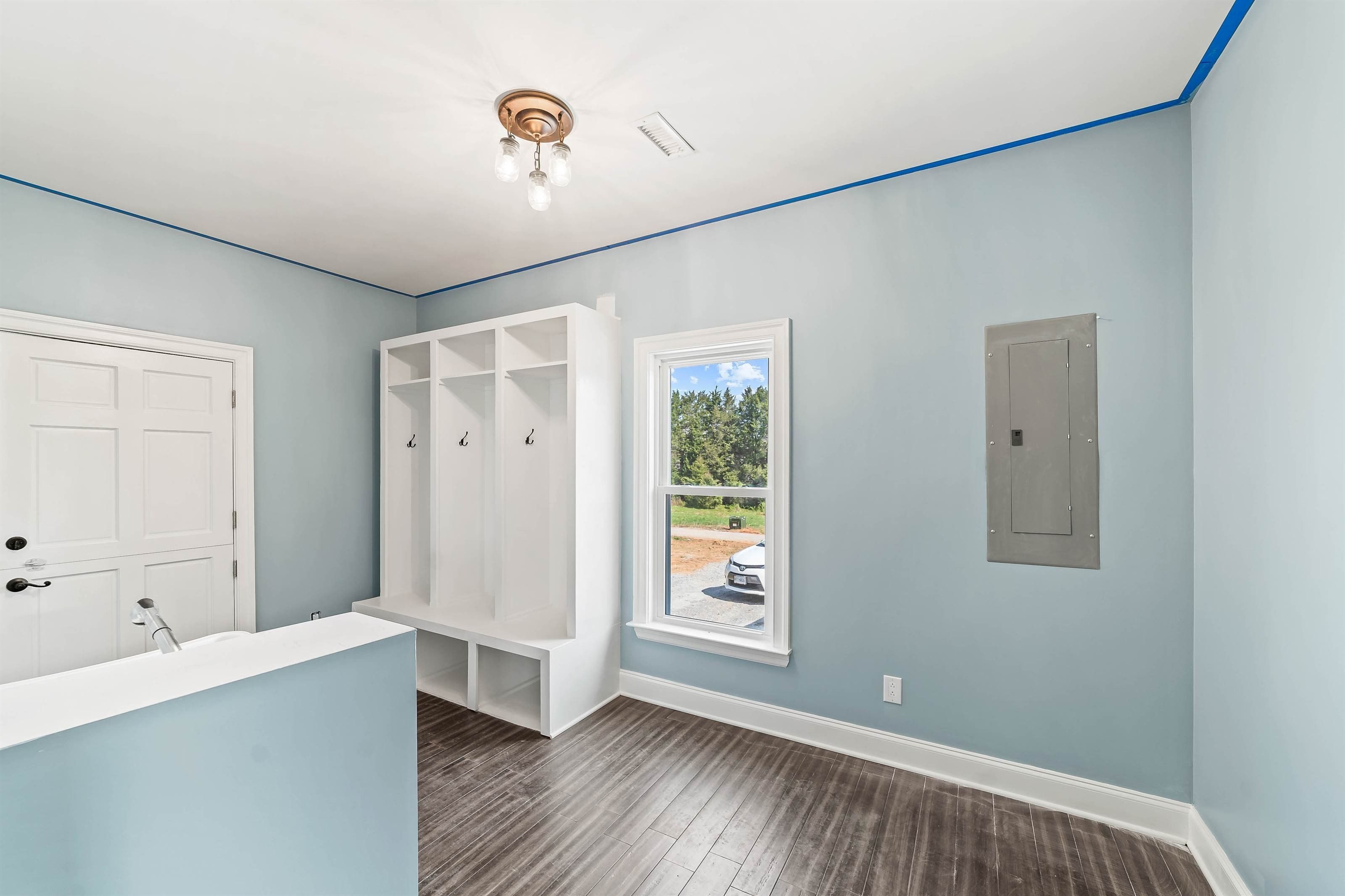 000 Haymakertown Rd. Troutville, VA 24175