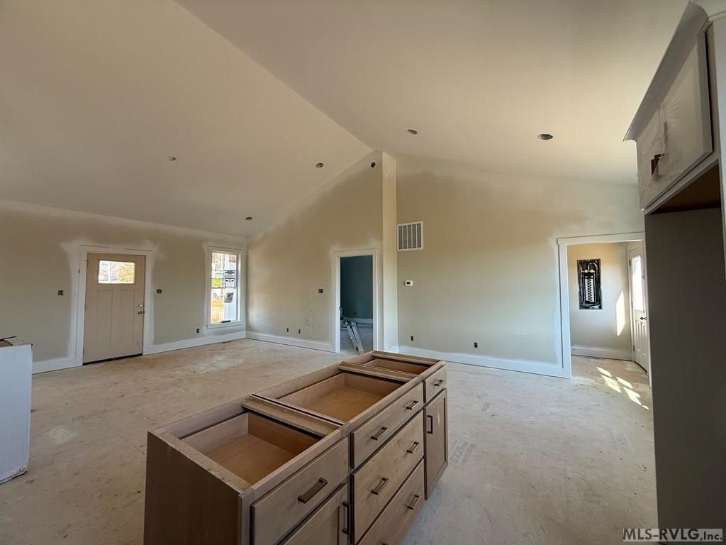 4632 Country Club Road. Brodnax, VA 23920