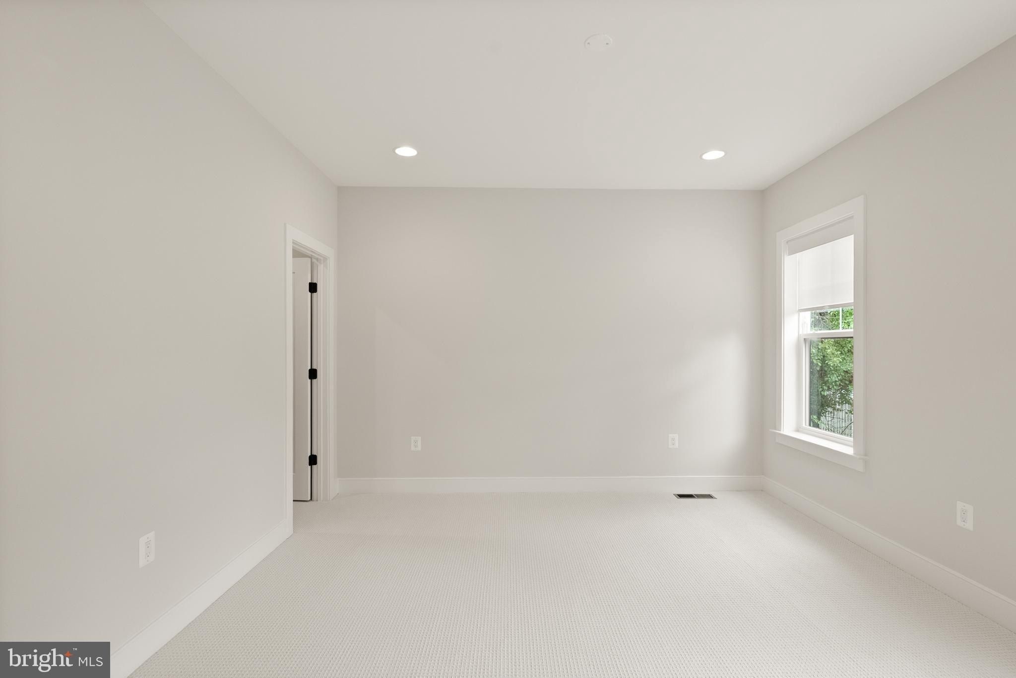 1212 Drake Street Sw. Vienna, VA 22180