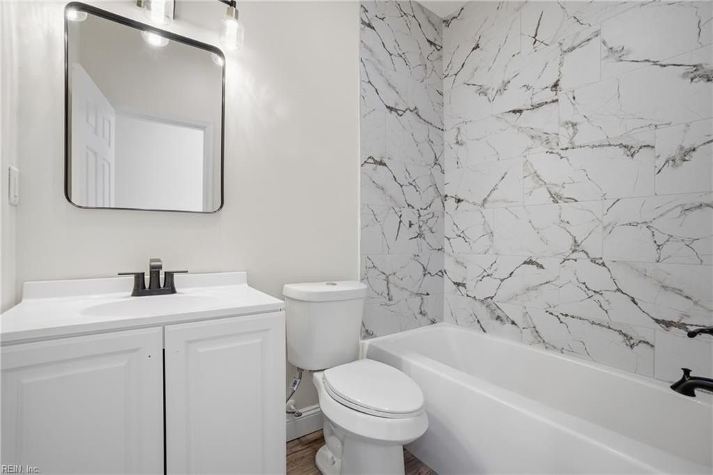 956 Gordon Avenue. Norfolk, VA 23504