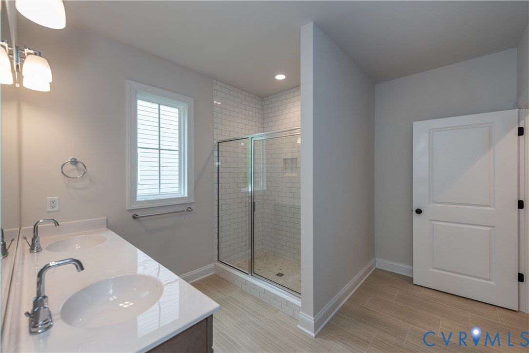 4933 Little Henry Lane. Glen Allen, VA 23059