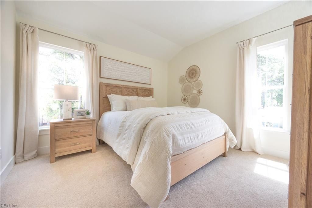 901 Calhoun Way. Chesapeake, VA 23322