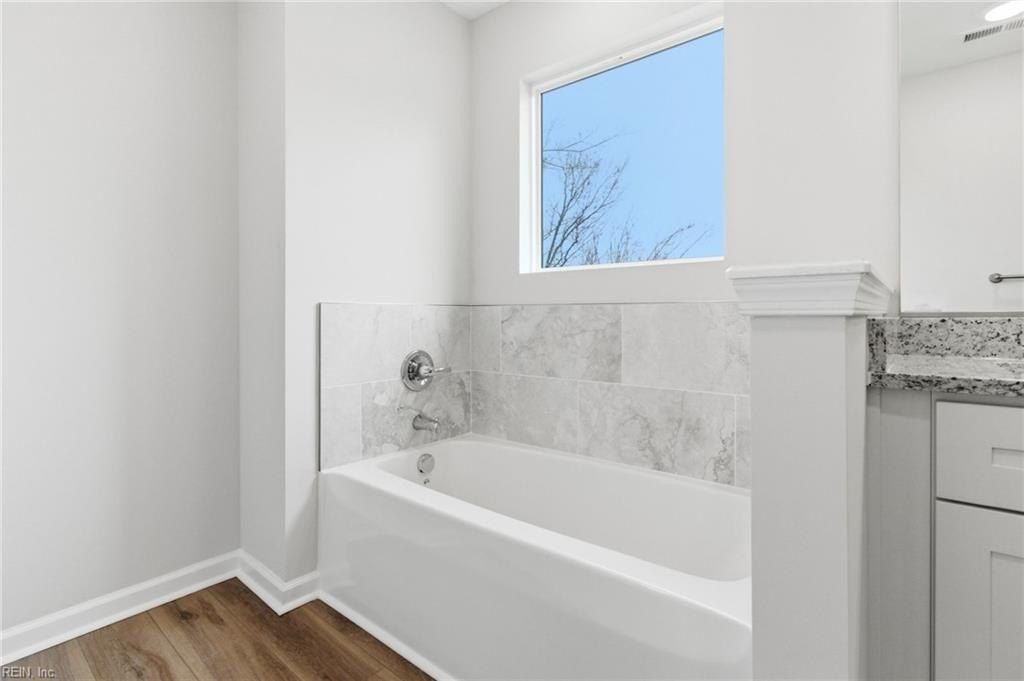 2 Tiffany Lane. Hampton, VA 23664