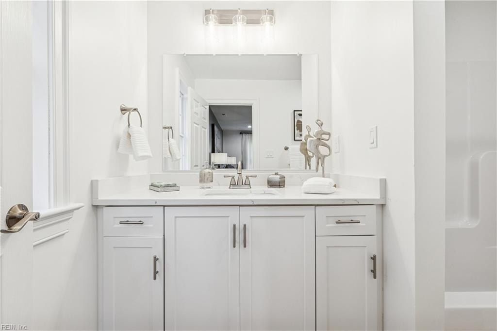 15661 Warwick Boulevard. Newport News, VA 23608