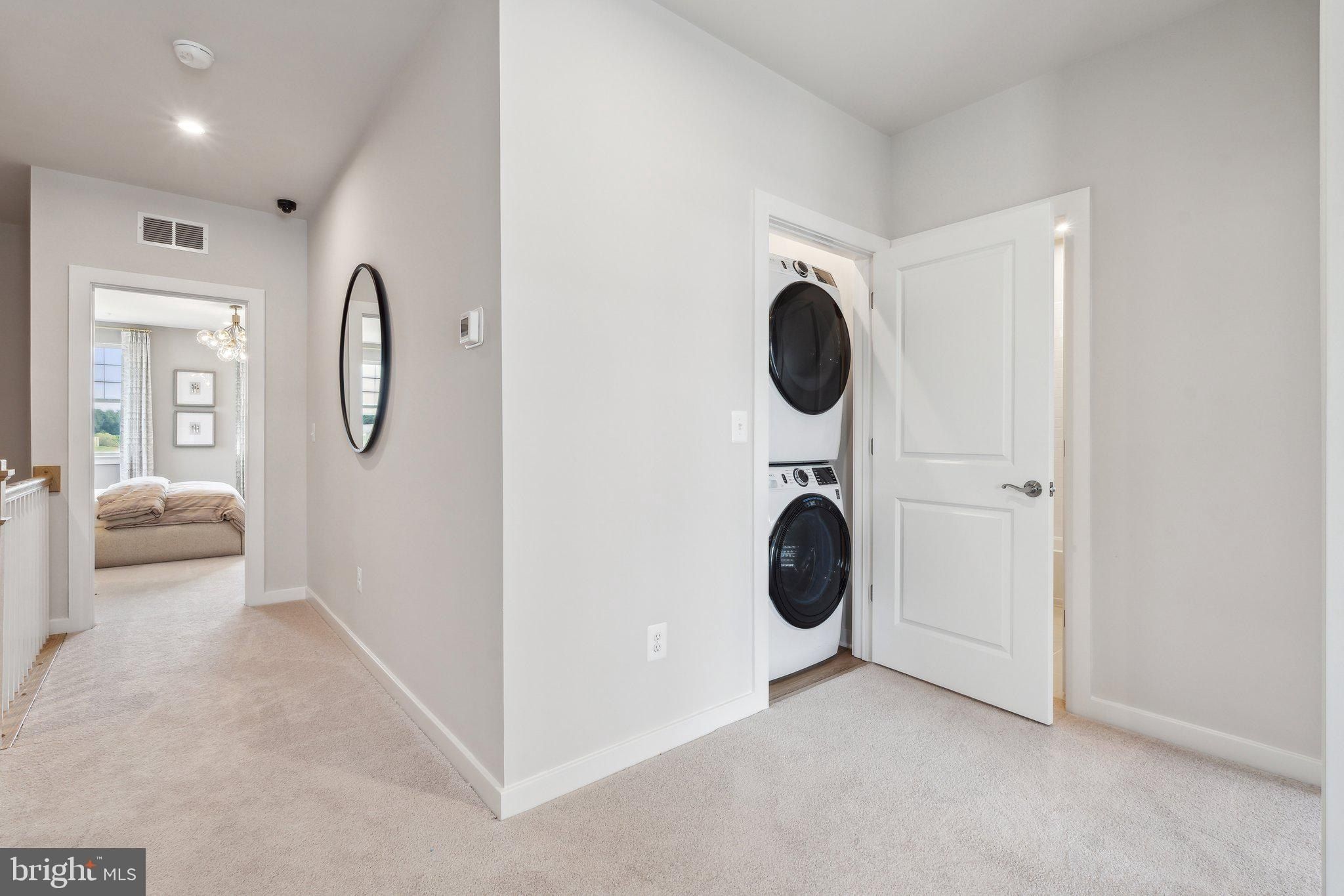 1043 Inferno Terrace Se. Leesburg, VA 20175