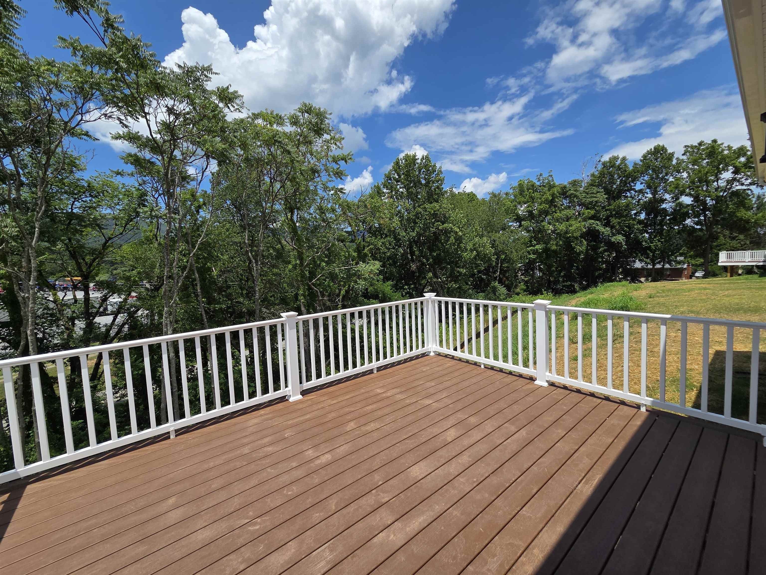 5548 Old Grove Lane. Salem, VA 24153