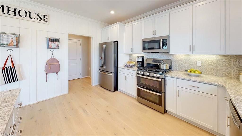 704 Crestfield Drive. Chesapeake, VA 23320