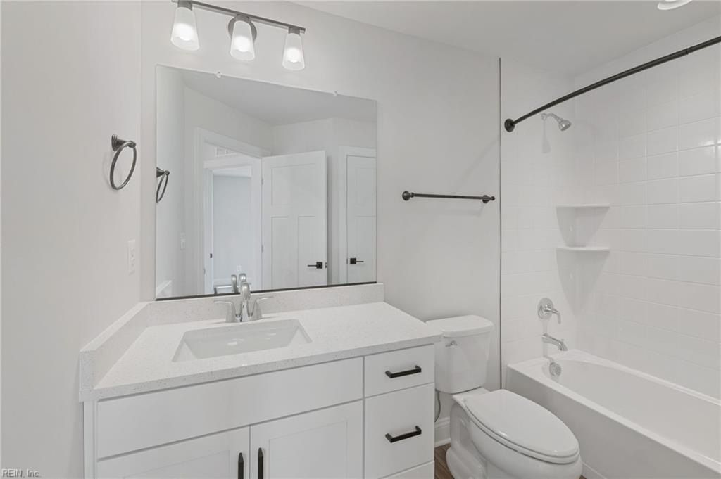 14 Bracewell Lane. Yorktown, VA 23692