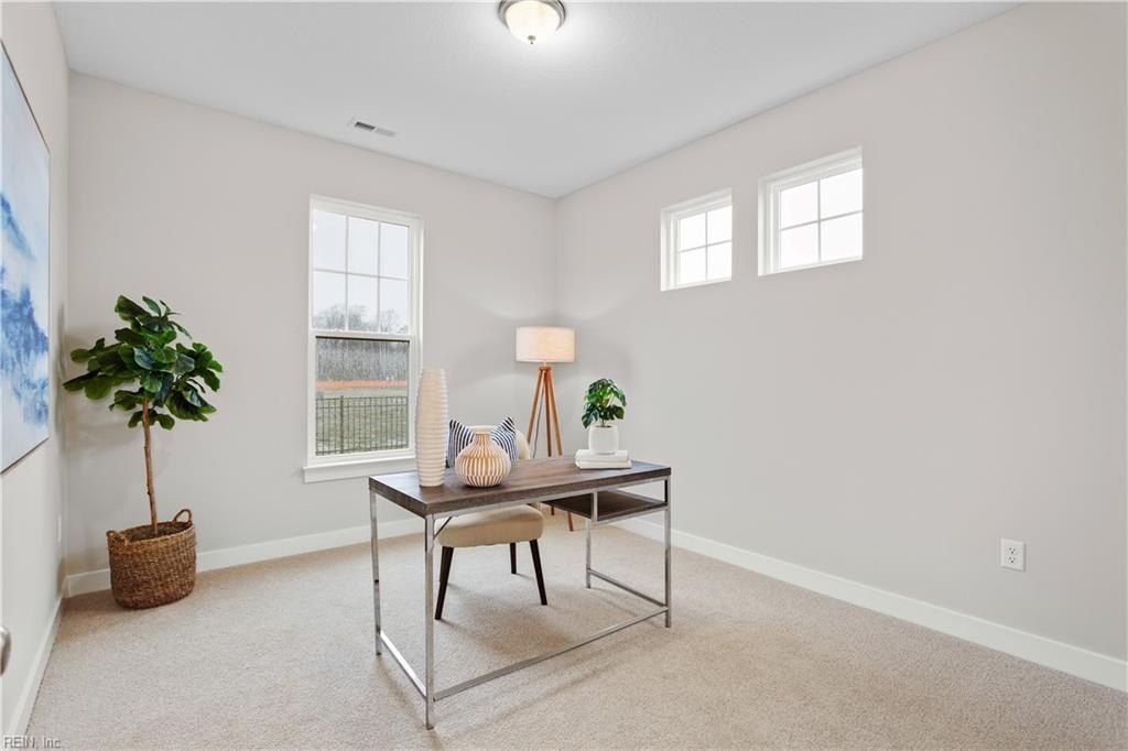 212 Kwanzan Court. Chesapeake, VA 23322