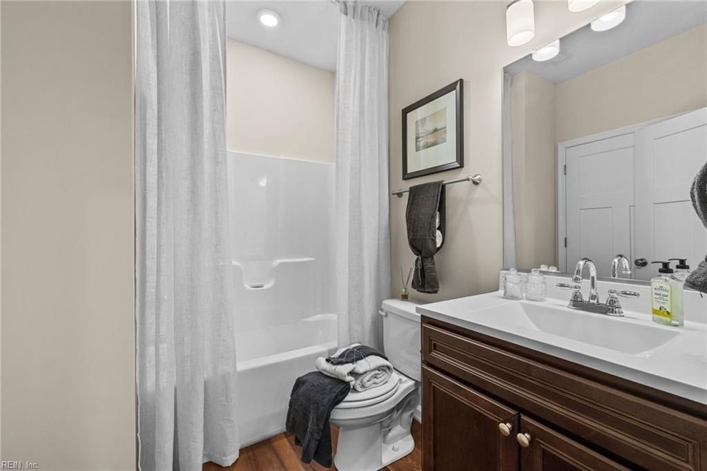 1014 Ashworth Way. Suffolk, VA 23435