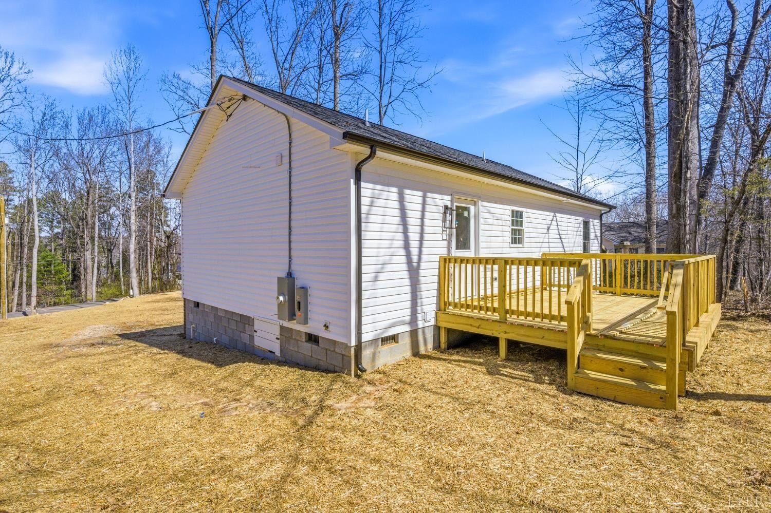 84 Locust Drive. Louisa, VA 23093