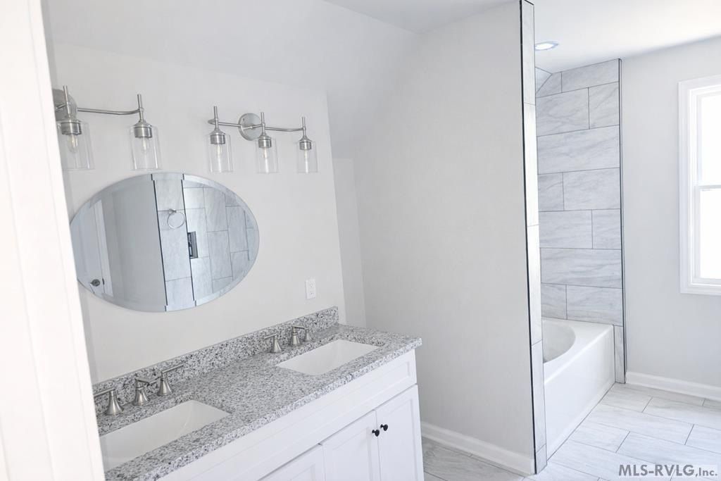 906 Starboard Drive. Bracey, VA 23919