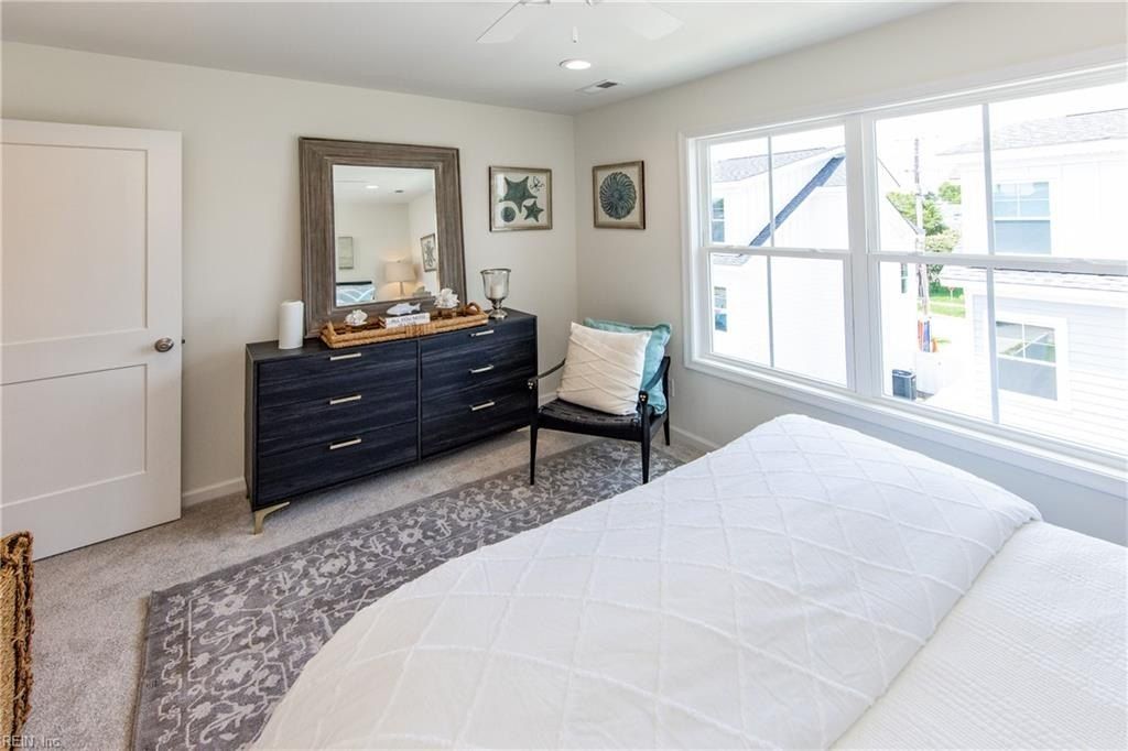 320 25Th 12 Street. Virginia Beach, VA 23451