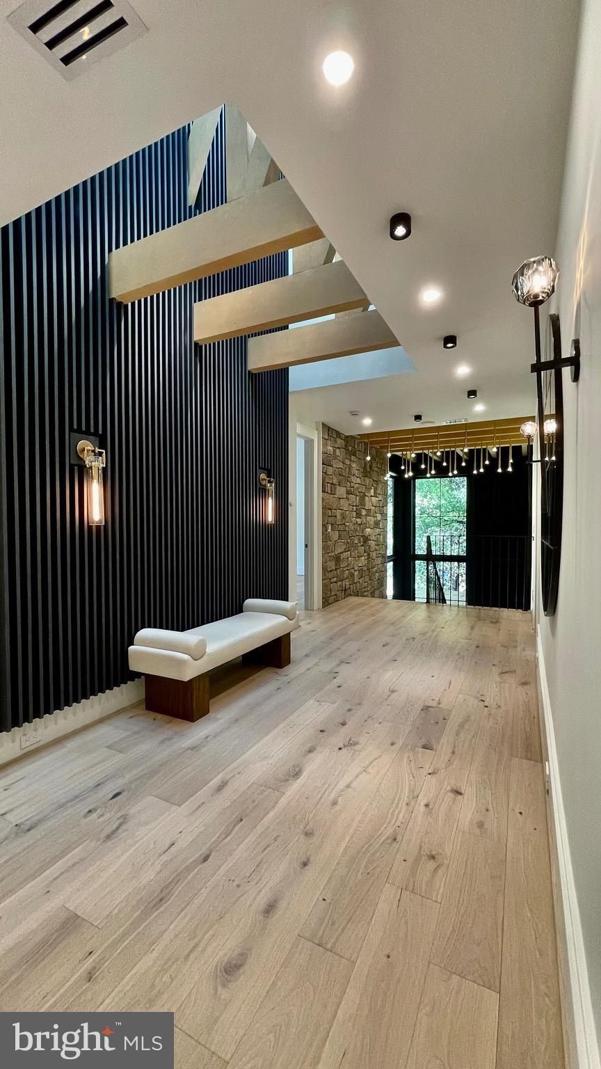 1441 Woodacre Drive. McLean, VA 22101