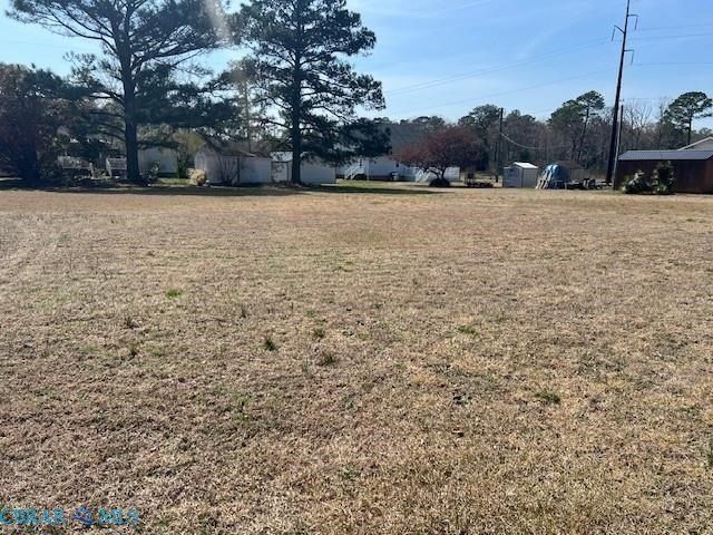 151 Virginia Ave. Topping, VA 23169