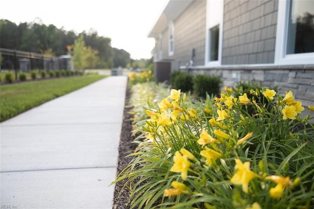 2005 Asher Lot 74 Drive. Suffolk, VA 23435