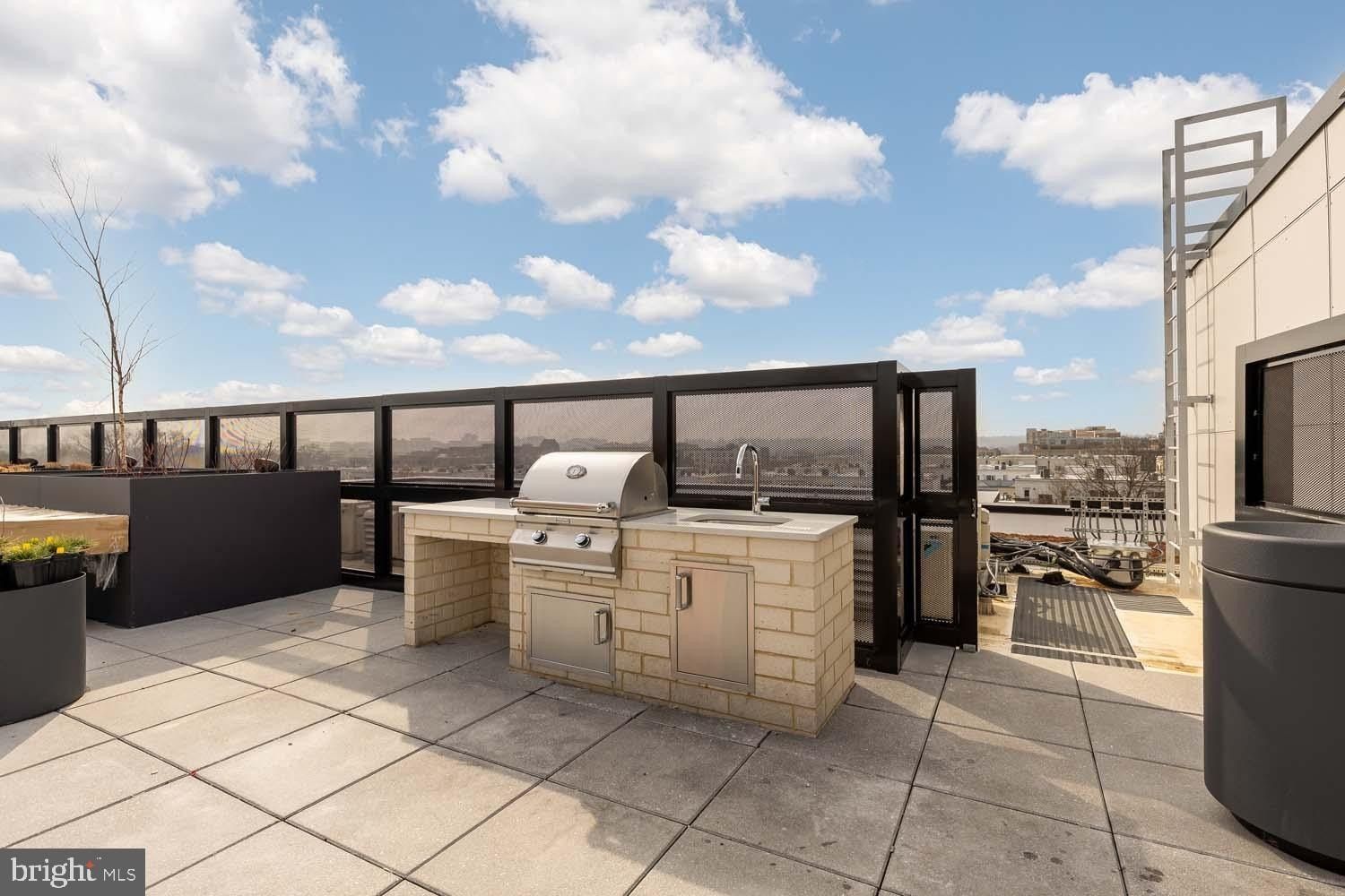 811 N Columbus Street Unit 101. Alexandria, VA 22314