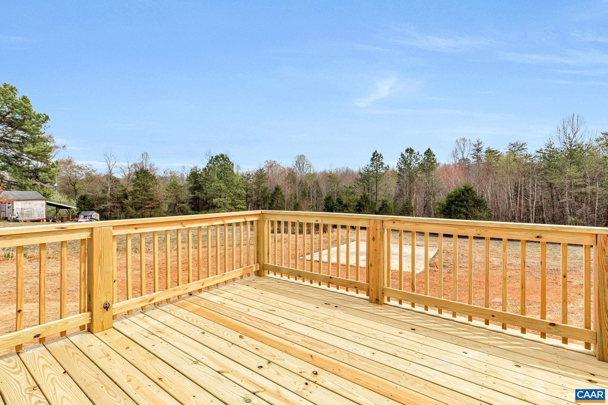 6682 Courthouse Rd. Louisa, VA 23093